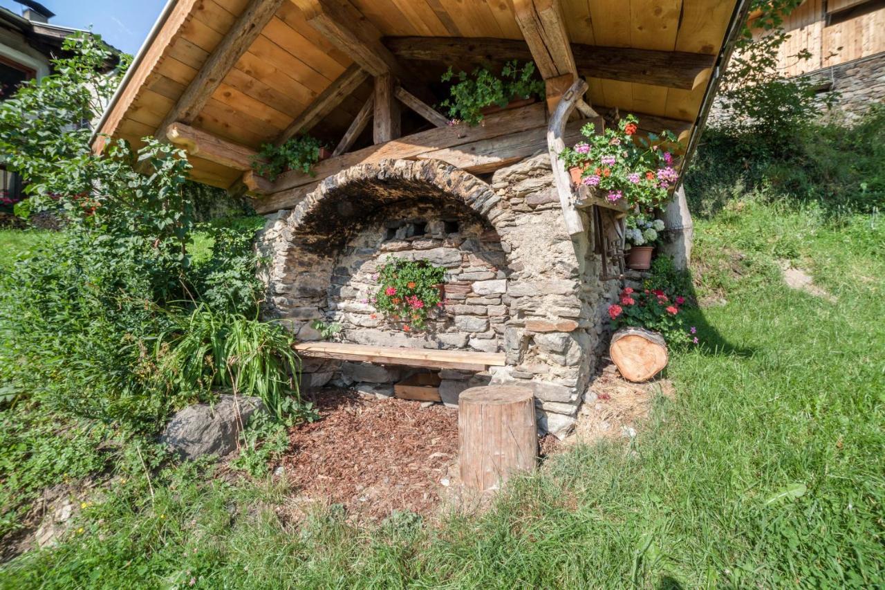 Innergasserhof Ferienwohnung Edelweiss St. Martin in Passeier Exterior foto